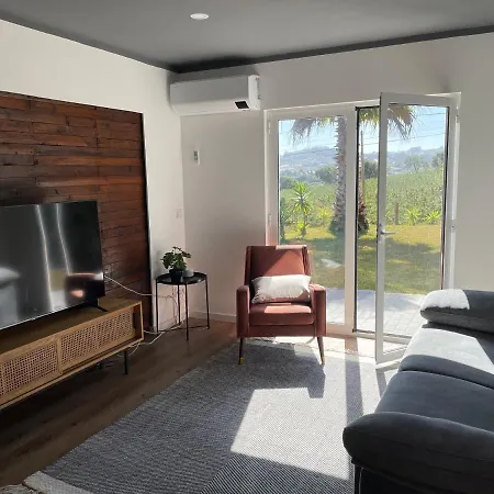 Entre Pomares Casa de Férias